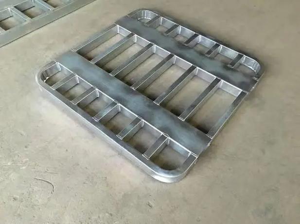 滄州紐新克金屬制品 品質(zhì)鑄就叉車圓角金屬托盤新標(biāo)桿?